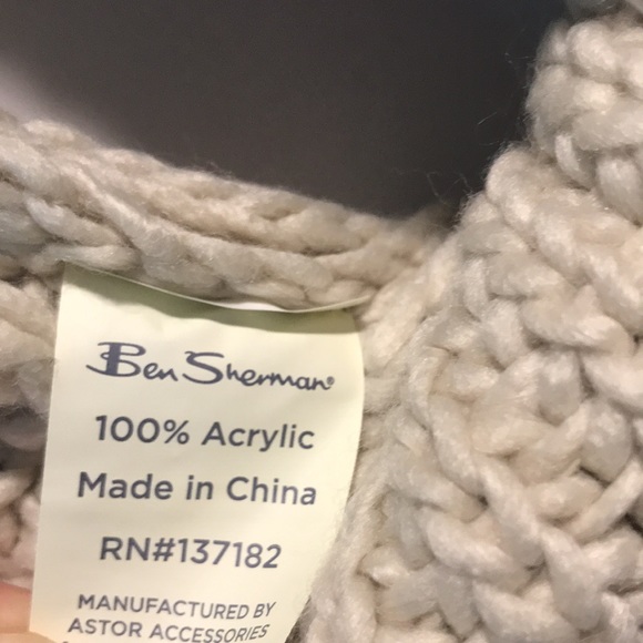 Ben Sherman Knit Hat - Picture 9 of 9